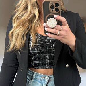 Japna Black and White Textured Crop Top